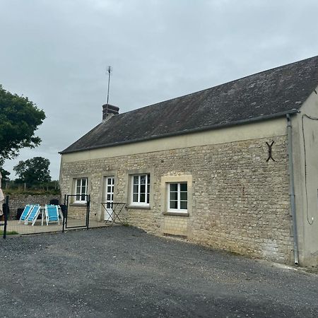 Gite A Travers Champs Colombieres Exterior photo